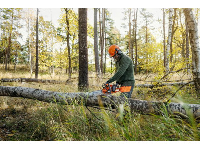 Сравнение технических характеристик топовых моделей Stihl и Husqvarna